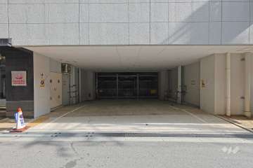 駐車場の出入り口