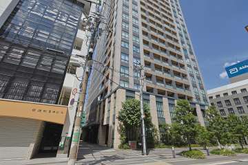 ブランズタワー大阪備後町の外観（南西側から）