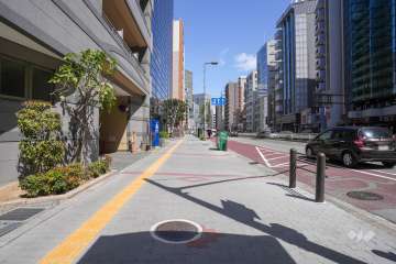敷地南東側の前面道路　