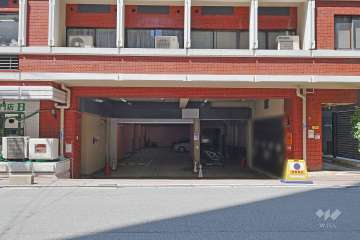 駐車場の出入り口