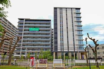 ルネ江坂 江の木町の外観（西側から）