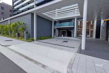 駐車場の出入り口