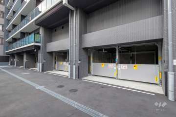 敷地内駐車場（屋内機械式）