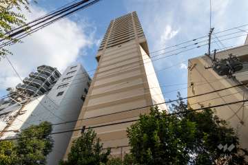 マストタワー安堂寺の外観（北西側から）