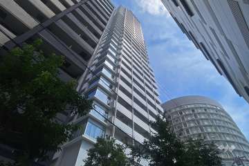 パークタワー梅田の外観(南西側から)