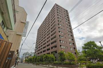 ライオンズ大坂高津公園グランフォートの外観（南西側から）