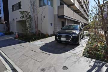 敷地内駐車場(屋外平面式)