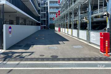 駐車場の出入口