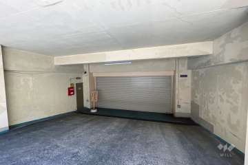 駐車場の出入り口