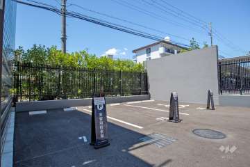 敷地内駐車場(屋外平面式)