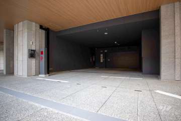 駐車場の出入口