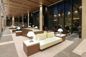 エントランスホール・ラウンジ