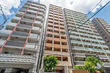 エステムコート心斎橋EASTエリジオンの外観（南西側から）