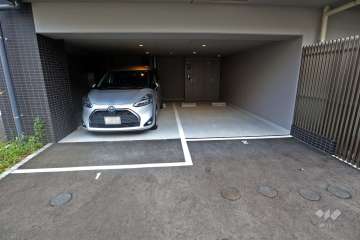 敷地内駐車場（屋内平面式）