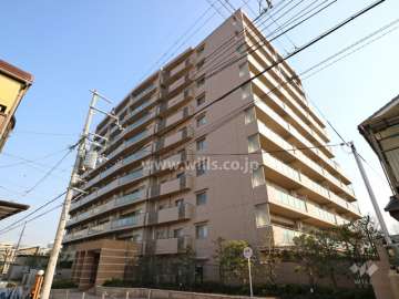 ジオ伊丹ブライトステージの外観（南西側から）