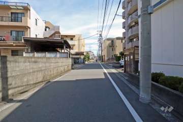 敷地北側の前面道路(北側)
