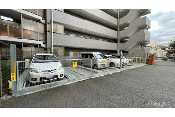 敷地内駐車場（屋外機械式）