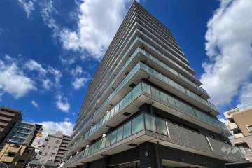 川崎パークホームズの外観（南東側から）
