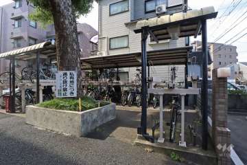 駐輪場（ルーフ付き）