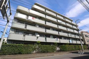 ライフプラザ南日吉の外観(南東側から)