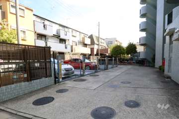 敷地内駐車場（屋外機械式）