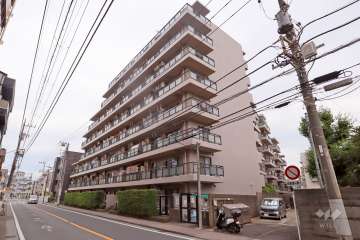 マイキャッスル新川崎の外観（南東側から）