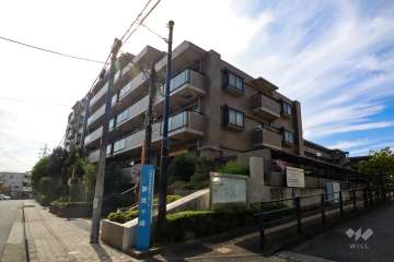 ルイシャトレ新川崎パークサイドの外観(北東側から)