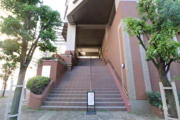 エントランスアプローチ　