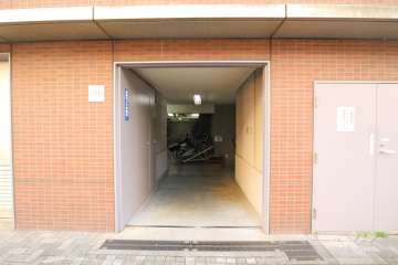 駐輪場の出入り口