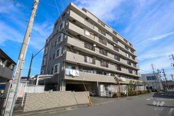 ダイアパレス日吉EASTの外観(南西側から)