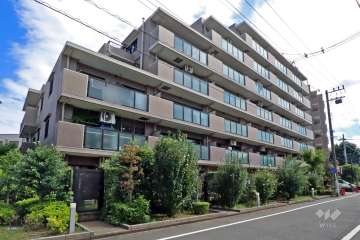 ライオンズマンション鹿島田ガーデンシティの外観(北西側から)