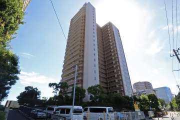 グランエステ川崎ツインタワー壱番館の外観（北西側から）