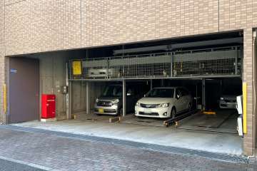 敷地内駐車場（屋内機械式）