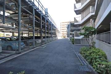 敷地内駐車場（屋外機械式）