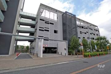 駐車場の出入り口