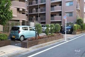 敷地内駐車場（屋外平面式）