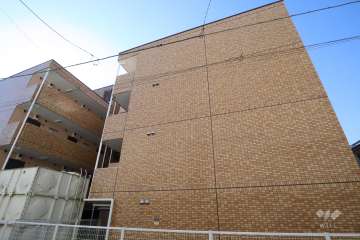 ホーユウコンフォルト新川崎の外観(北側から)