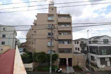 元住吉ガーデンハイツの外観(北東側から)