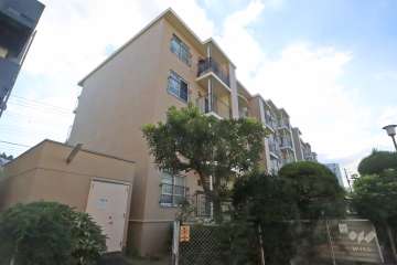 北加瀬芙蓉ハイツの外観（東側から）