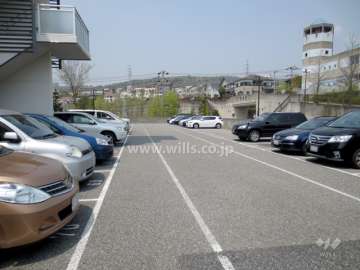 敷地内駐車場（屋外平面式）