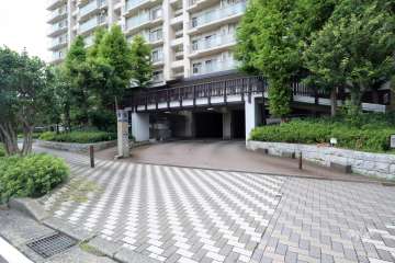 駐車場の出入り口