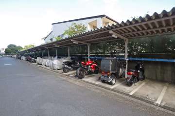バイク置き場