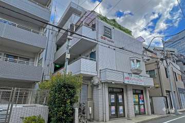 ビッグヴァン川崎ホームズの外観（南西側から）