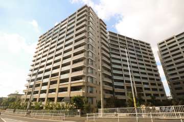 クレストプライムレジデンス アベニュー壱番街の外観（南東側から）