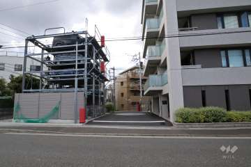 駐車場の出入り口・敷地内駐車場（屋外機械式、屋内平面式）