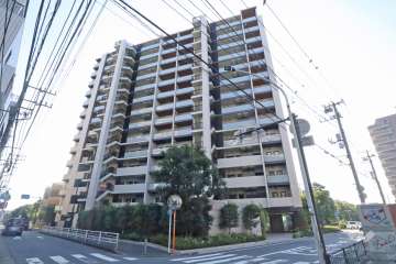 プラウド川崎柳町の外観(北東側から)