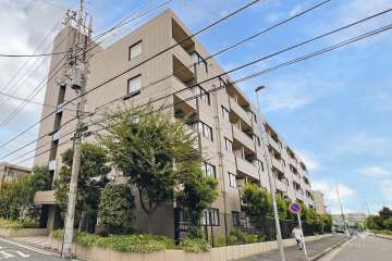 リリファ川崎ブライトクロスの外観（南西側から）