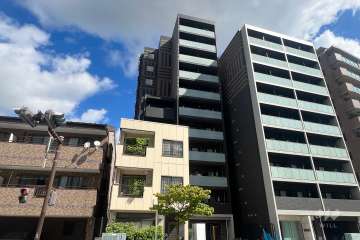 クラリッサ川崎ブルーノの外観（南西側から）