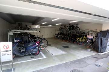バイク置き場
