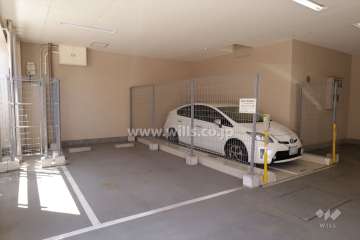 敷地内駐車場（屋内平面式）